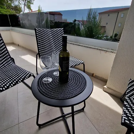 B&L Apartments Vir Exterior foto